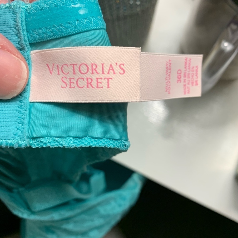 Victoria's Secret Lace Multi wear Bra in Aqua NWOT - Picture 5 of 9